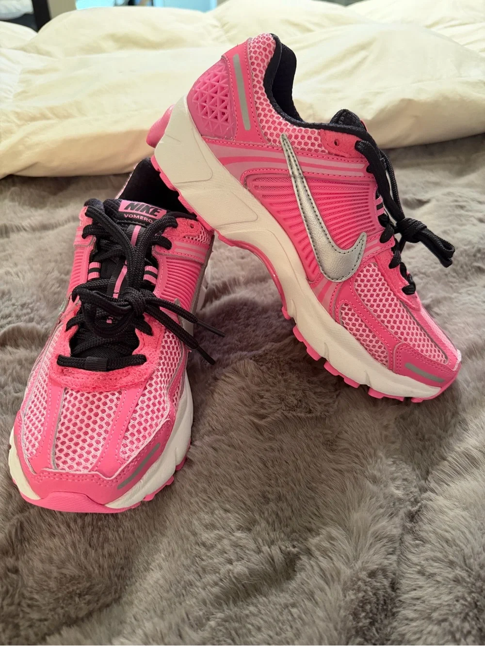 Nike Zoom Vomero 5 NWOT